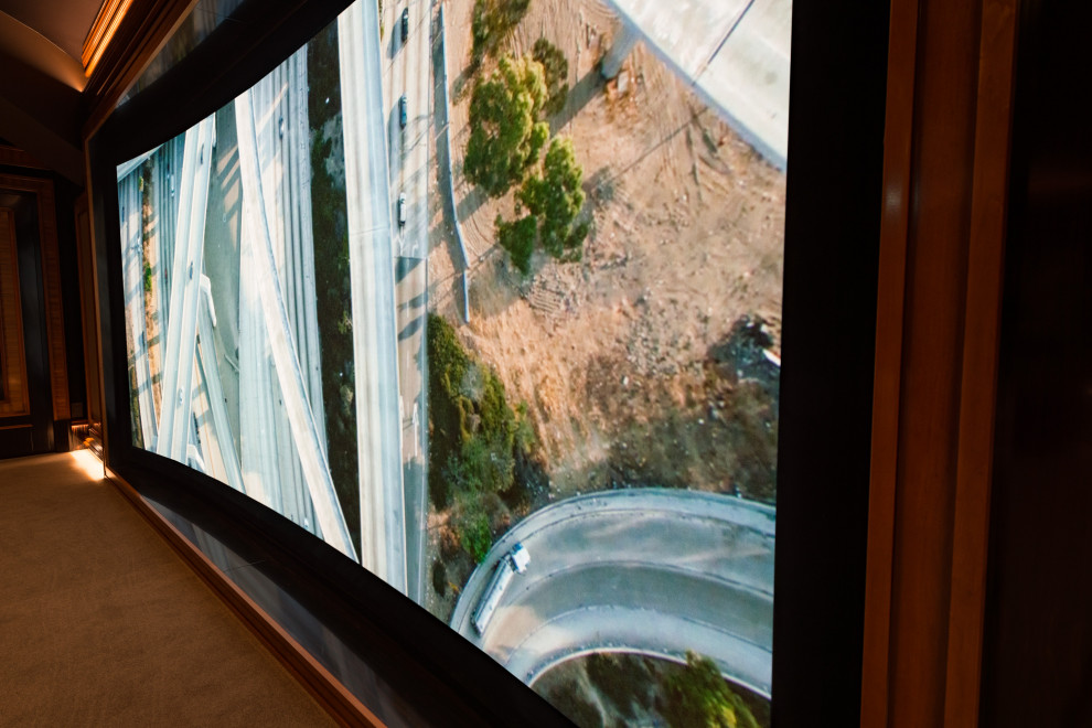 Домашний кинозал в загородной резиденции