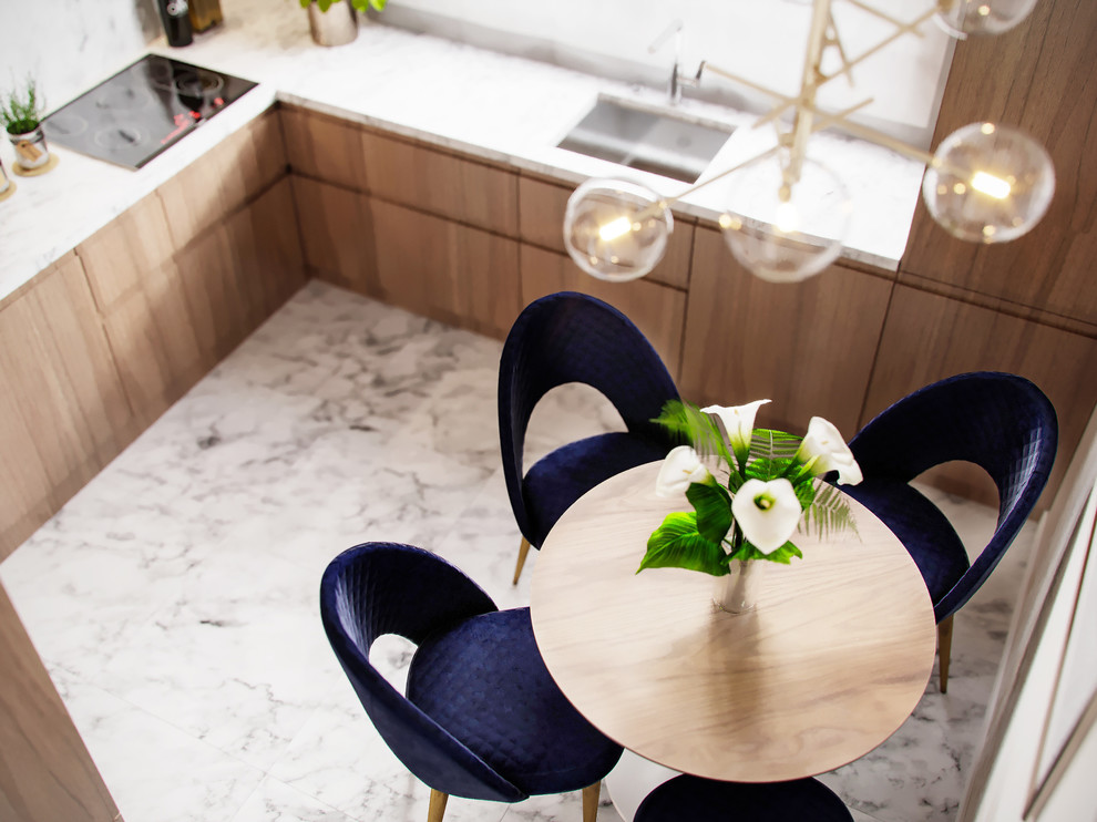 LUXURIOUS SIMPLICITY
