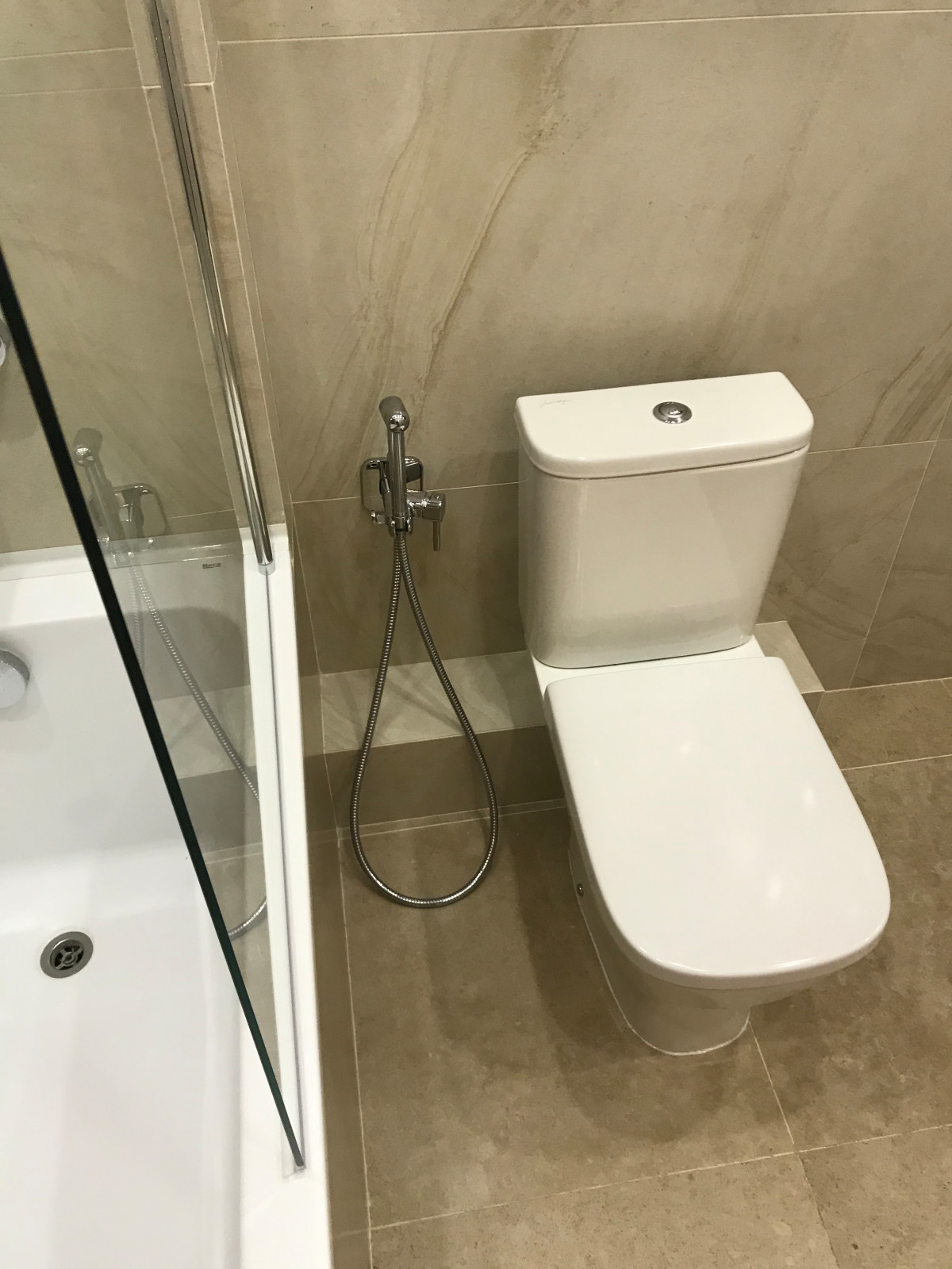 Абсалямова 19, квартира для семейной пары