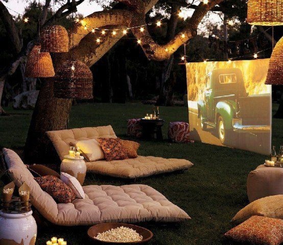 Под куполом неба: Летний кинотеатр на вашей даче