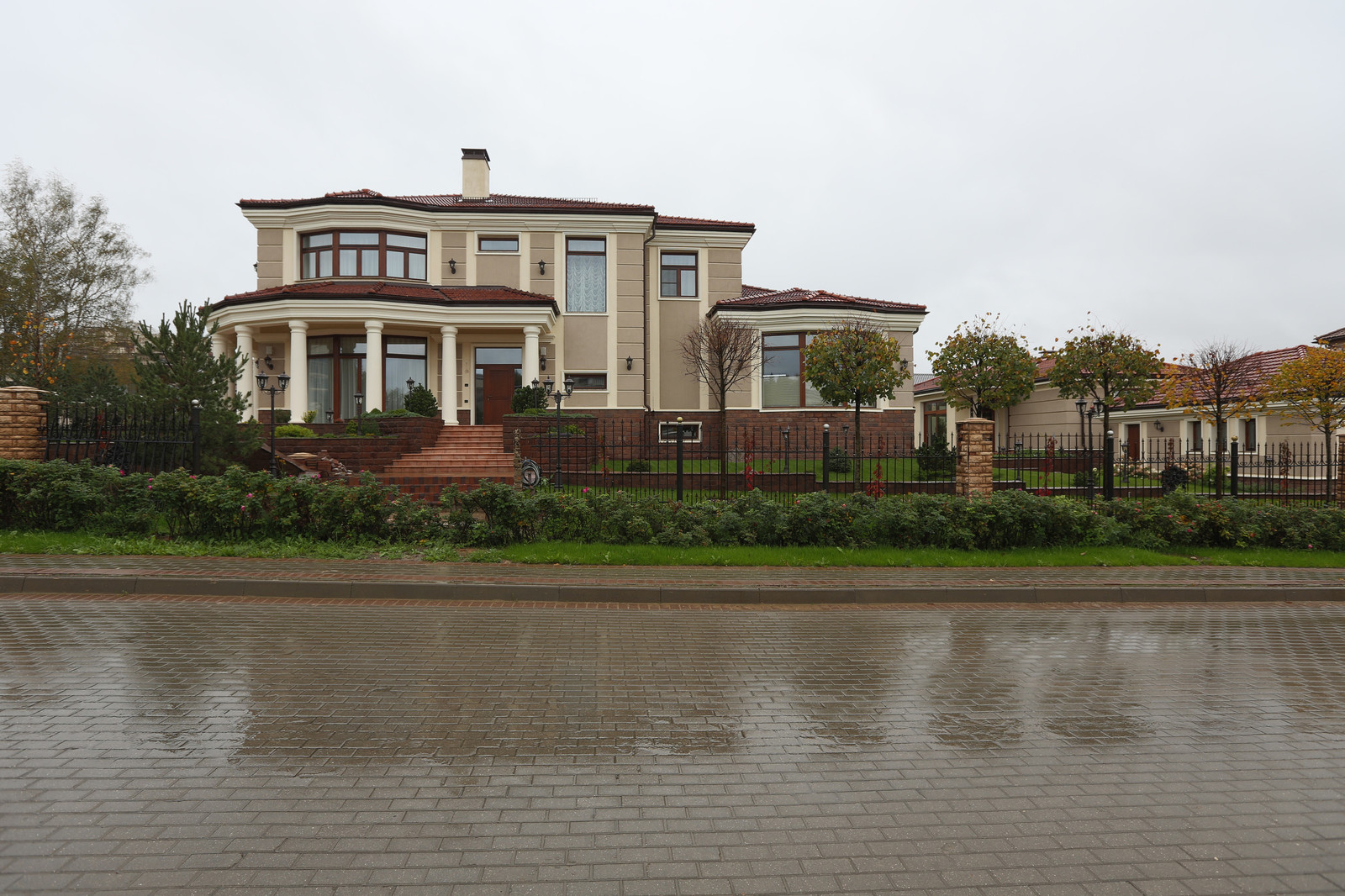 Дом Гринфилд фасады