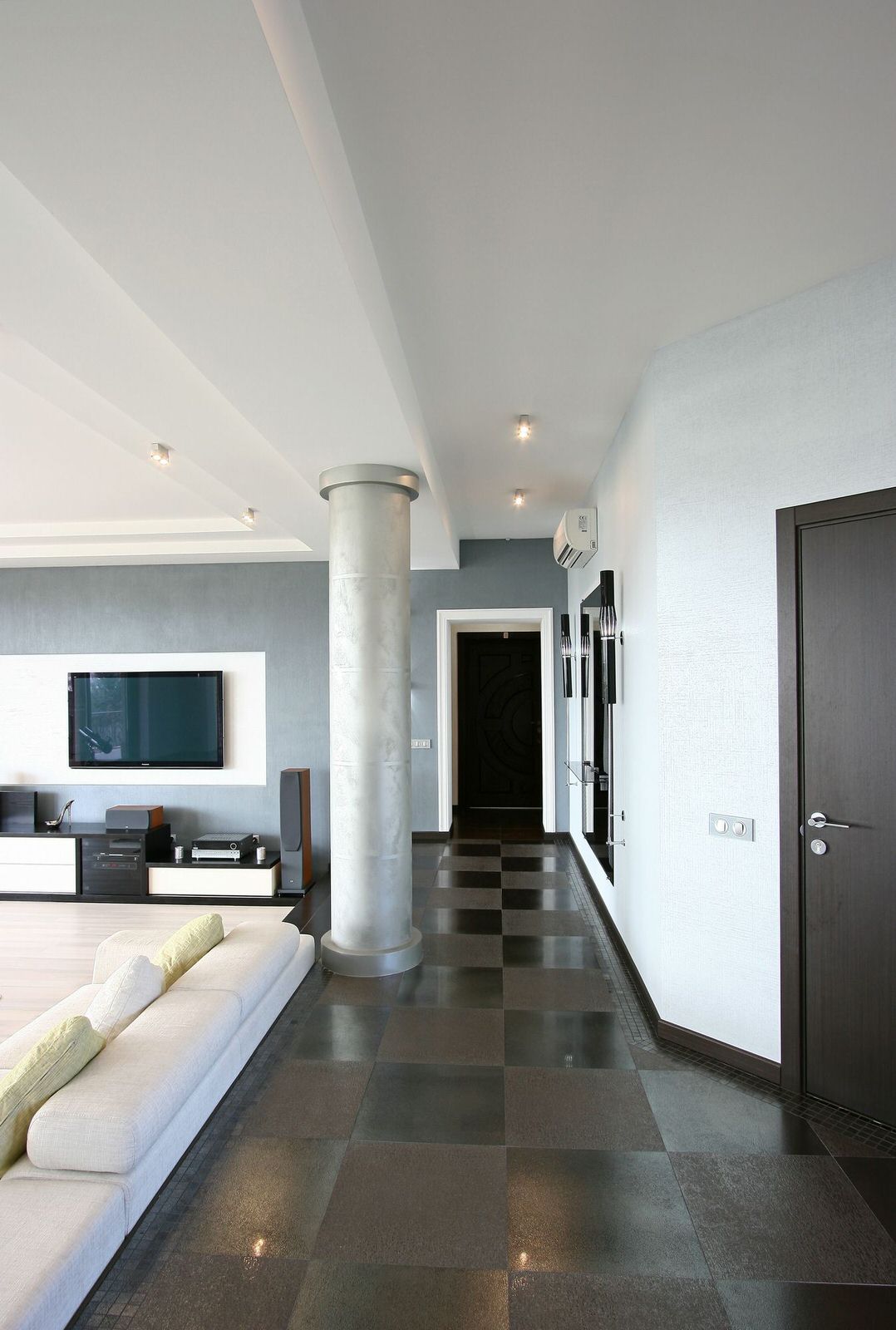 Contemporary style apartment