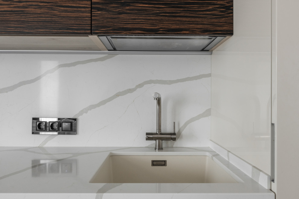 Life Ботаническая