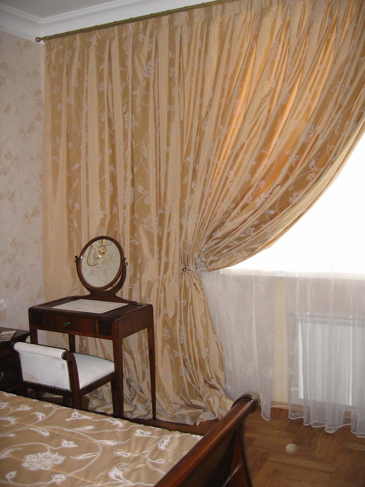 Шторы в интерьере