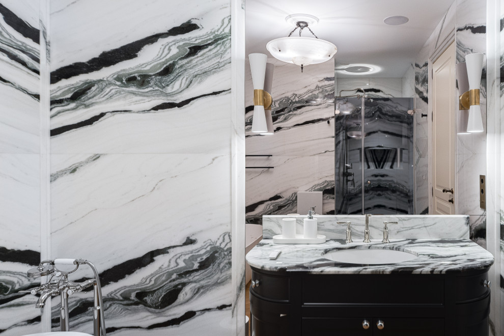 Телевизор в ванной на Котельнической