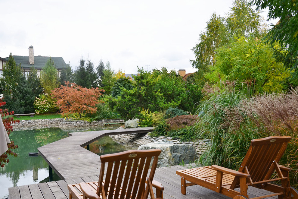 Ландшафтный сад с прудом в КП "Европа"