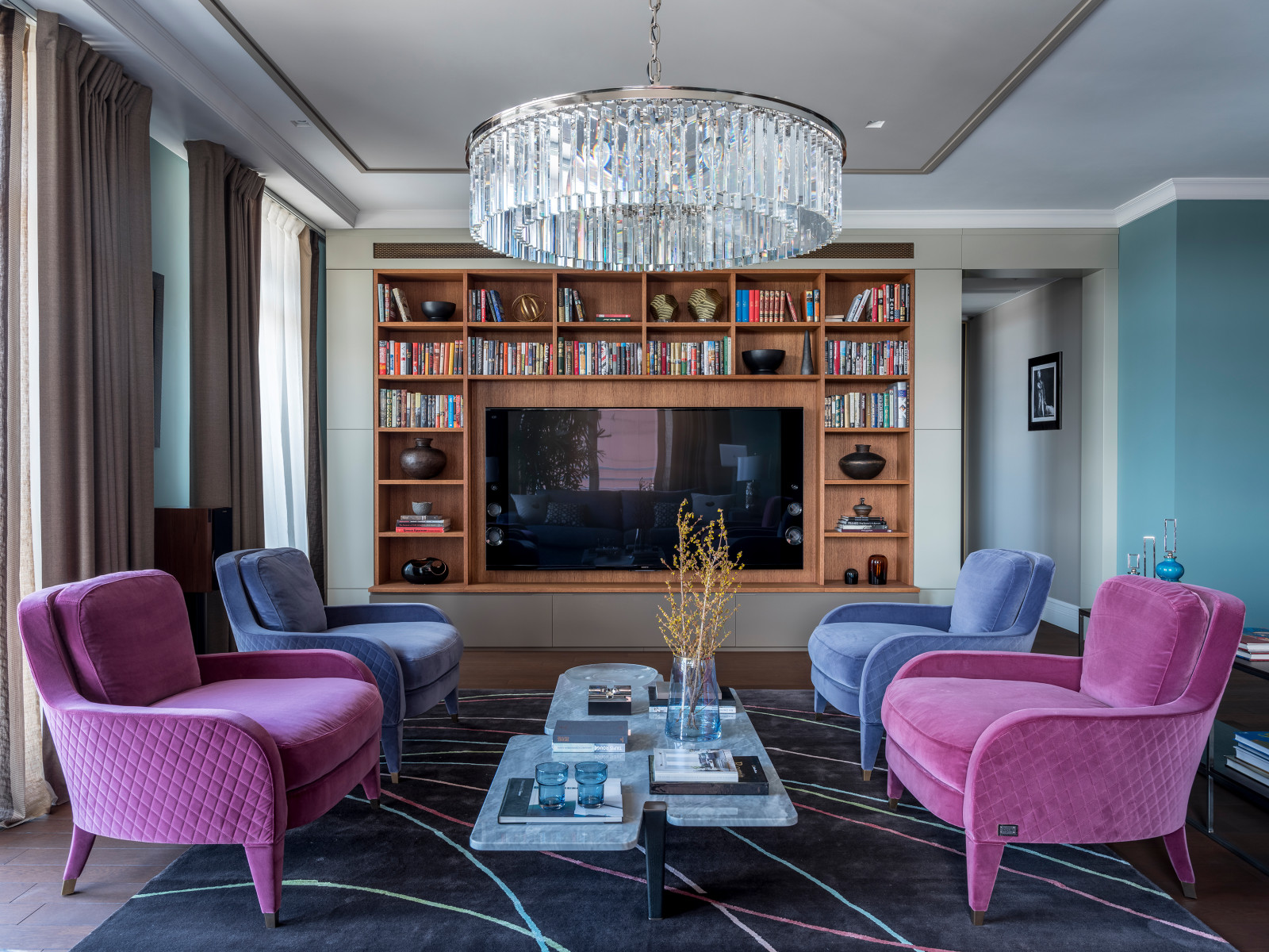 Interior with a view Интерьер с видом на МГУ