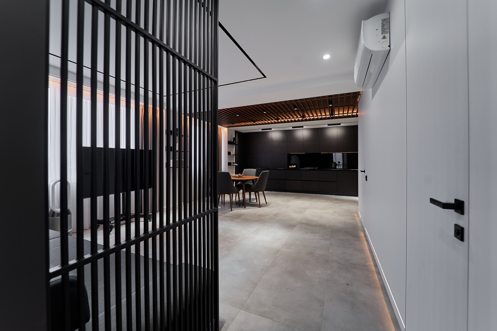 Проект трехкомнатной квартиры, S=99,3 кв.м.