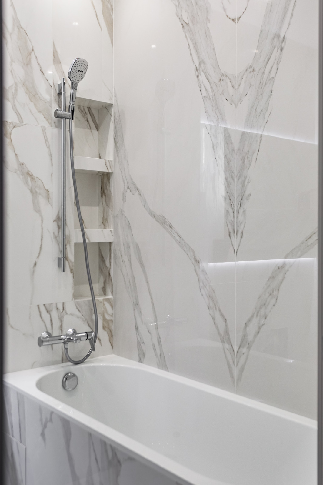 Реализация: Мичуринский, 26