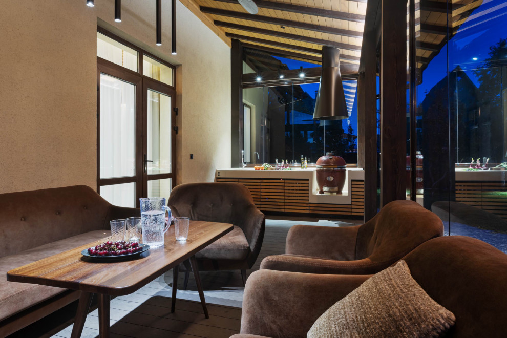 Остекленная терраса ЕЩЕ НЕМНОГО ЛЕТА