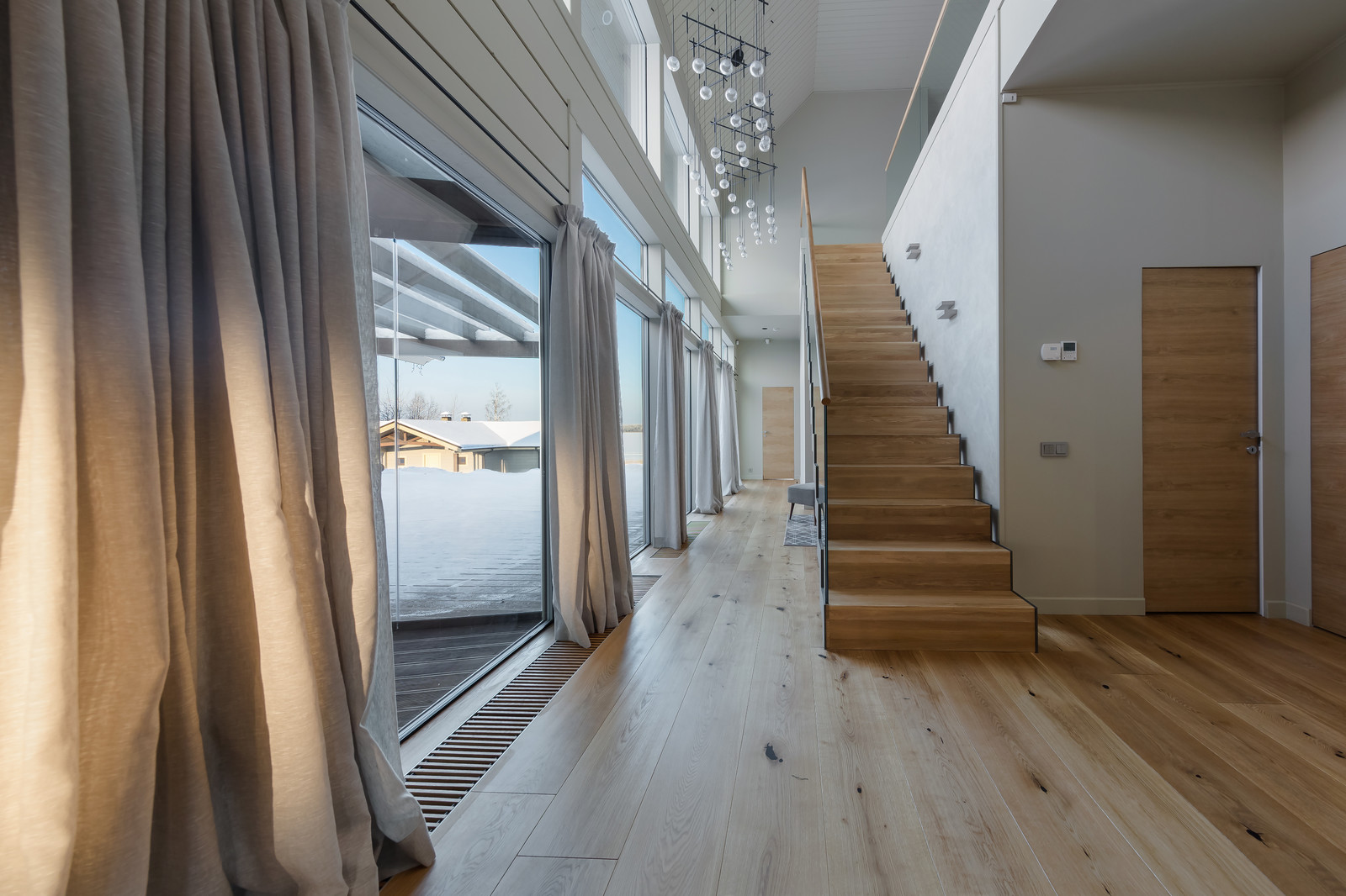 Дом на озере для большой семьи