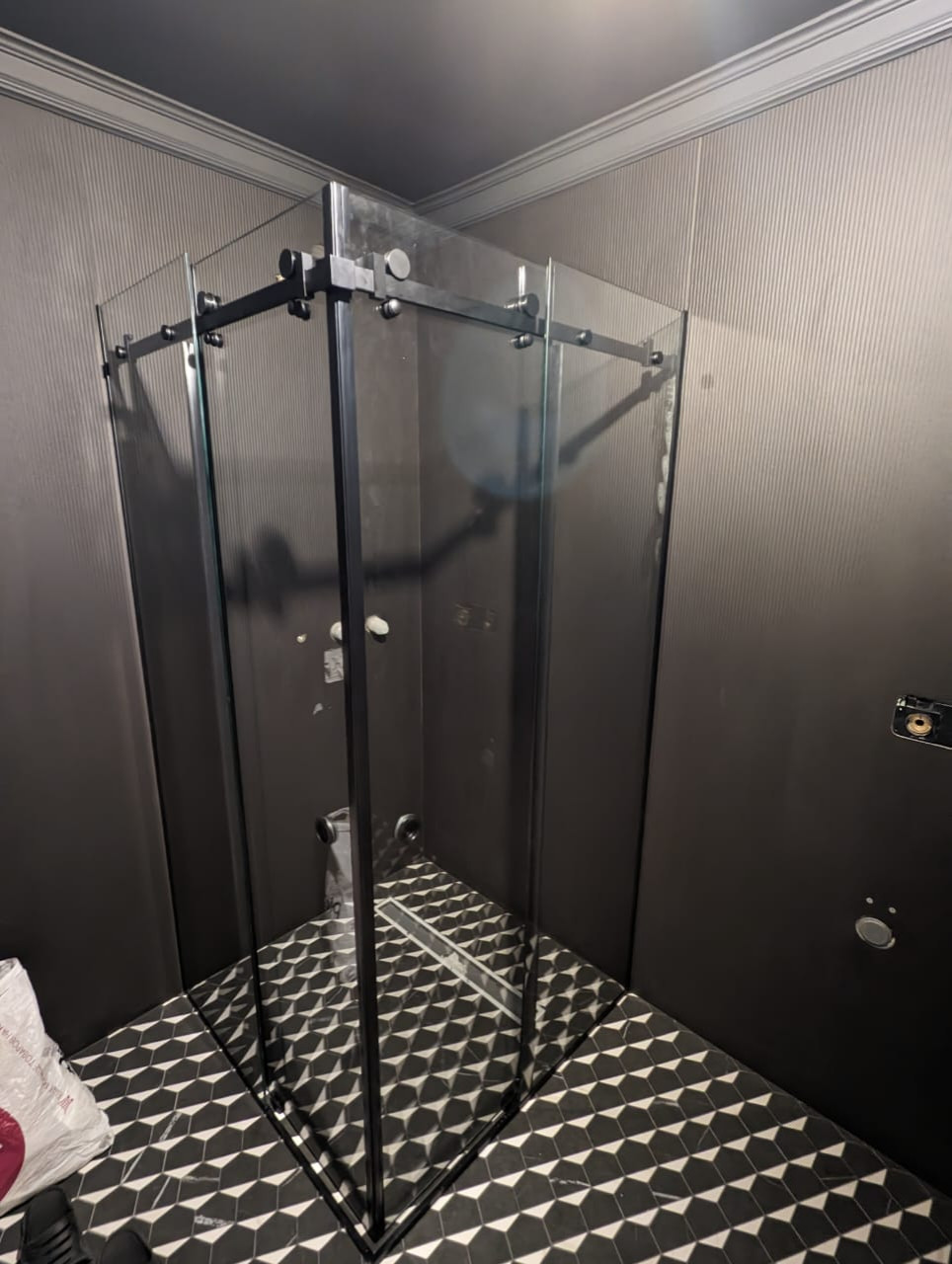 Душевые перегородки