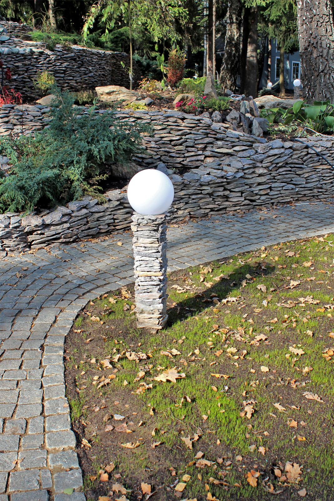 Под одной крышей