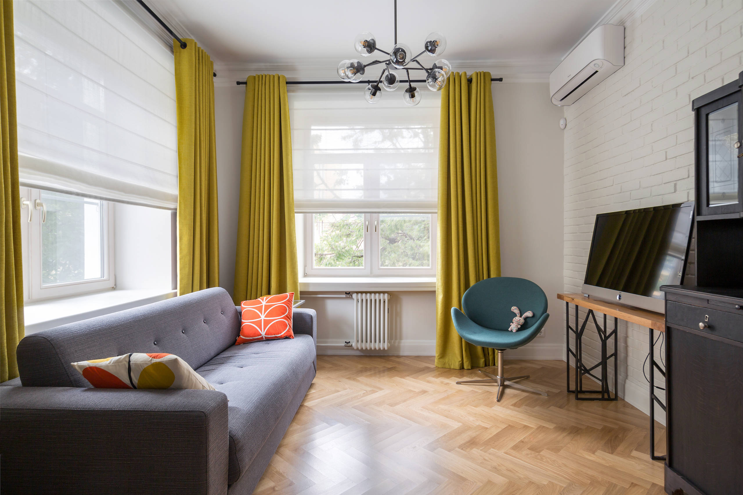 В гостях: Грузинские картины и бабушкина мебель в «сталинке»