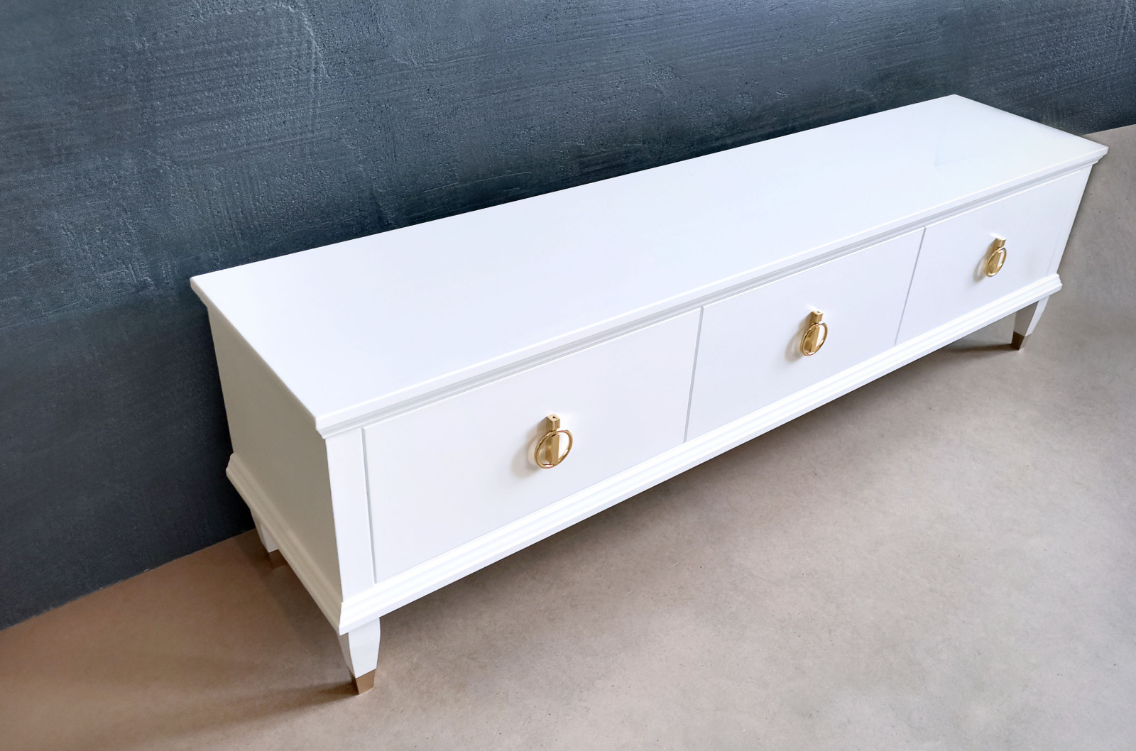 Обложка проекта: Тумба под ТВ