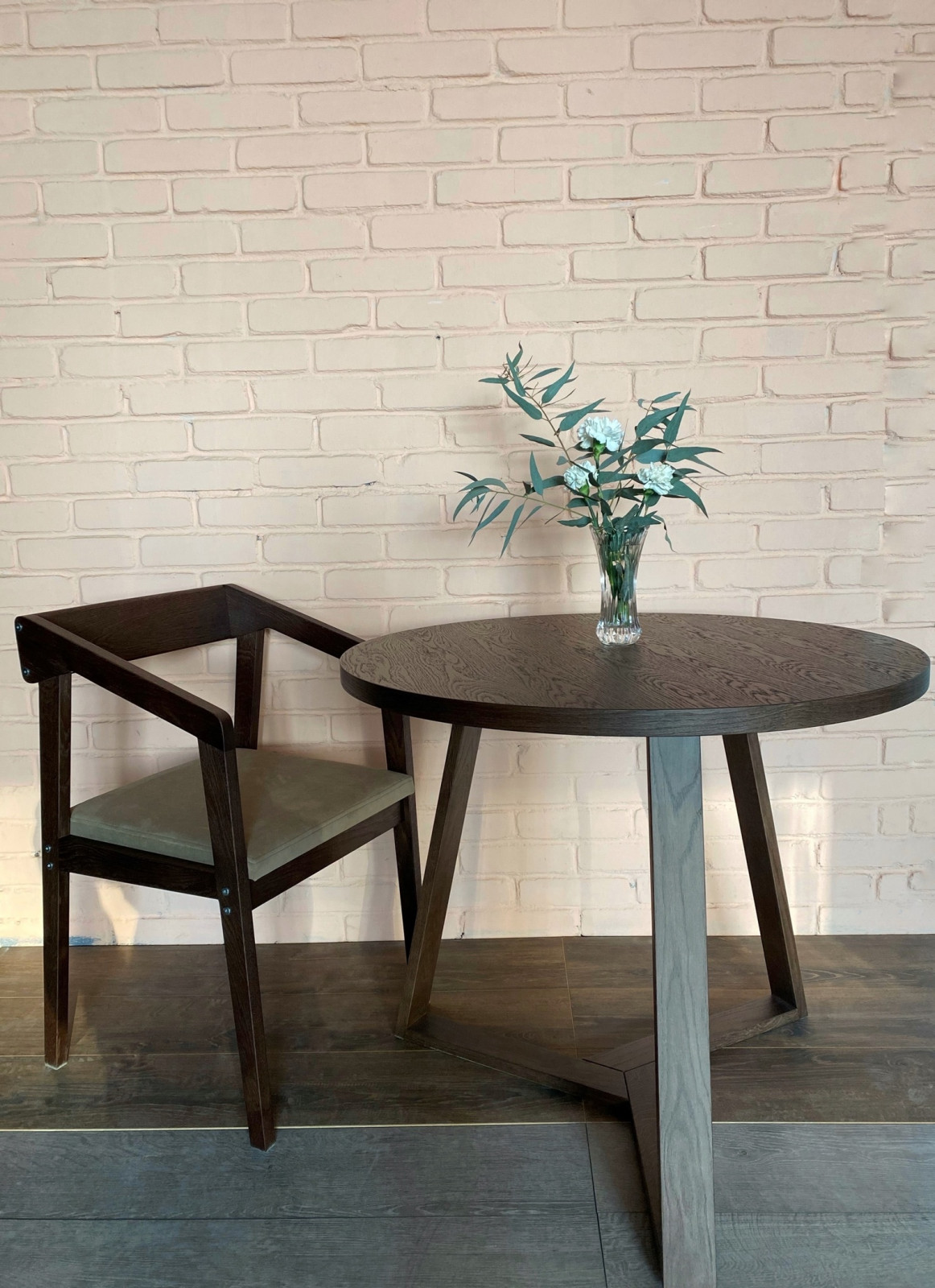 Обложка проекта: Обеденная группа