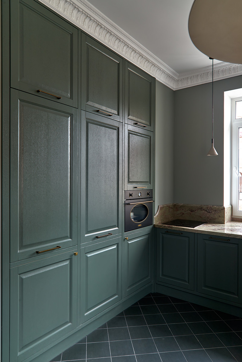 Дом в поселке Британика