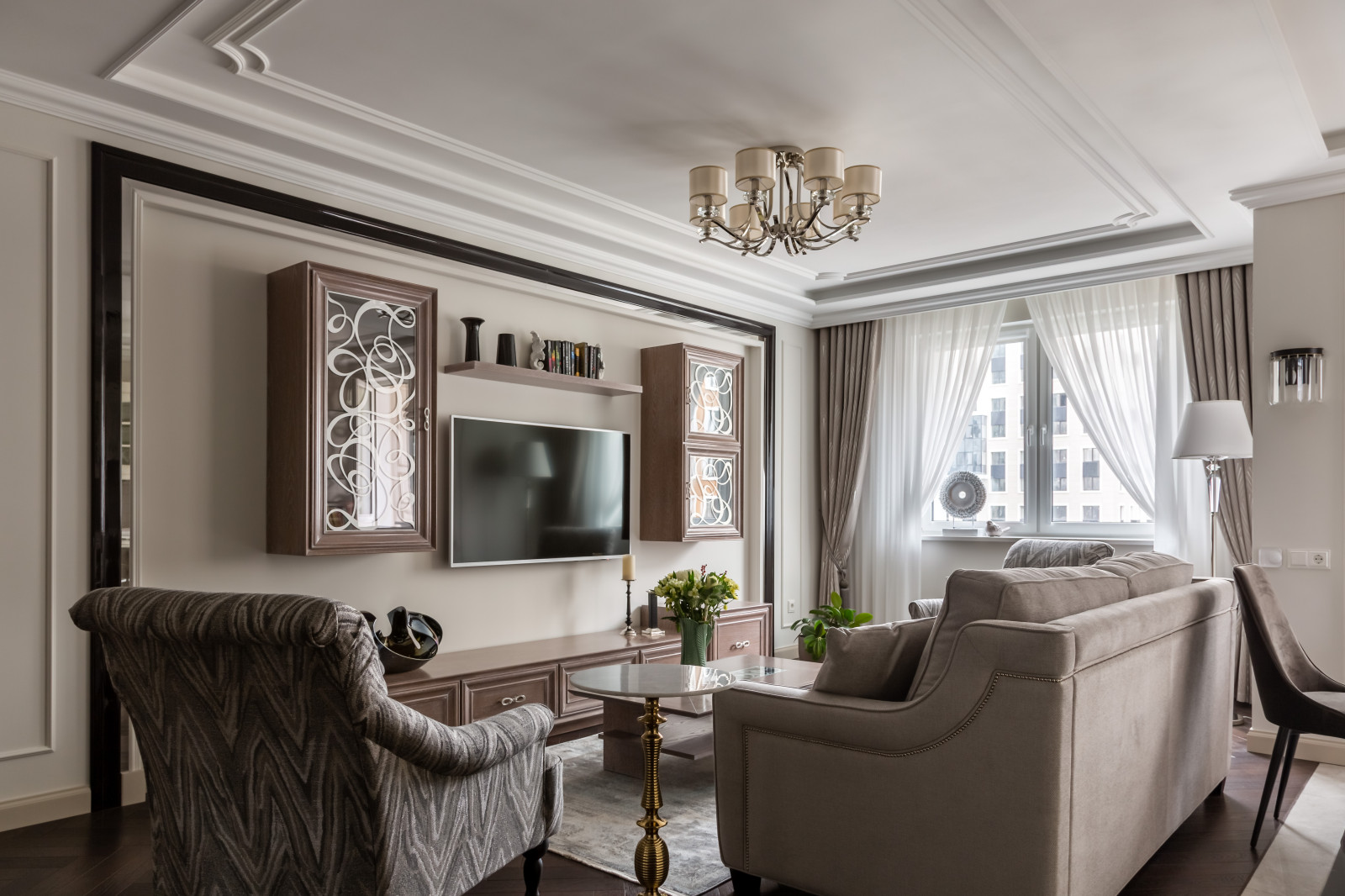 Обложка проекта: Французская краска в дизайне стильной квартиры в ЖК Нормандия.