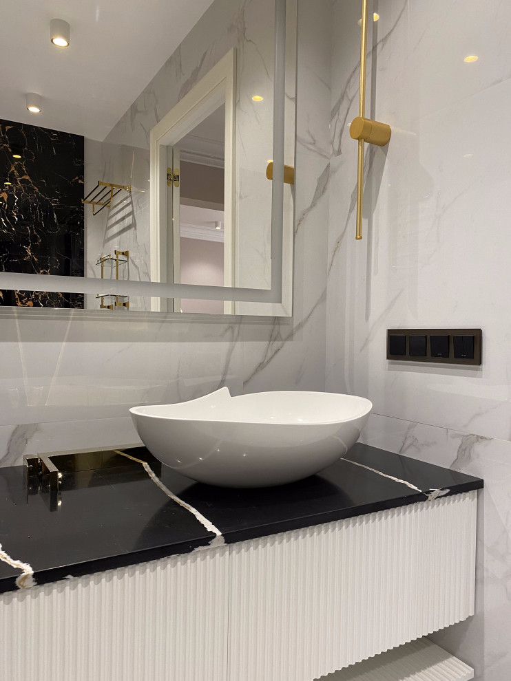 Столешница в ванную комнату