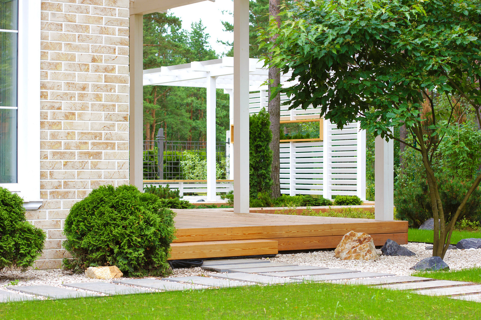 Сад в "Охтинском парке"