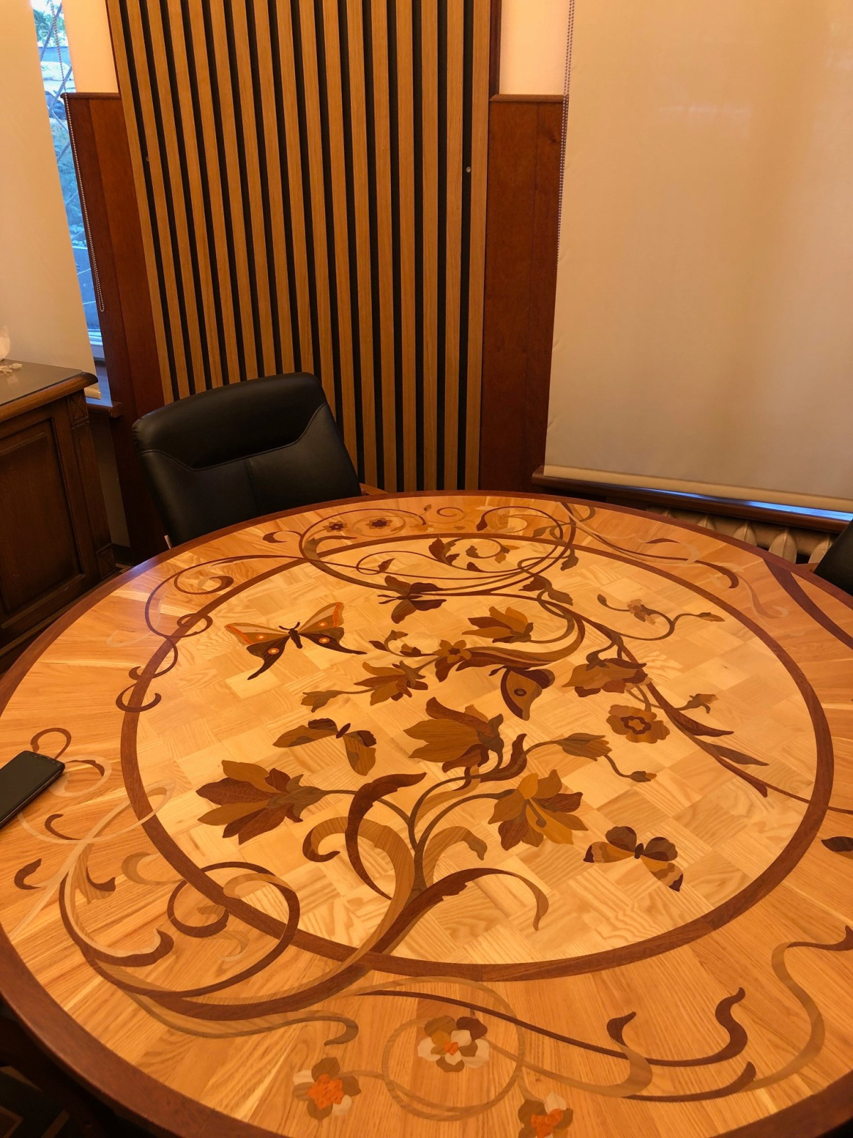 Шоурум Салон ВЕРНИСАЖ Паркет