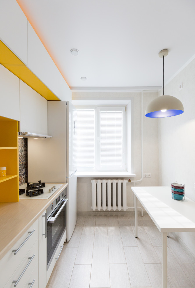 Яркая кухня