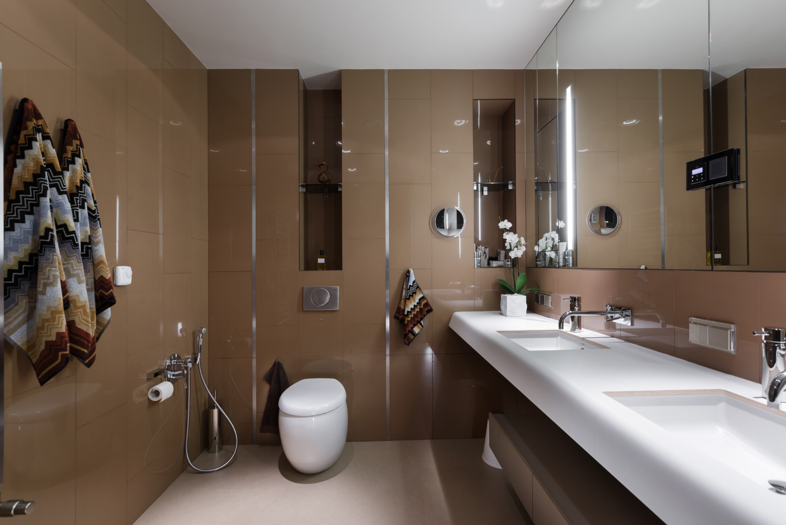 Реконструкция трехэтажного таунхауса в Санкт-Петербурге.