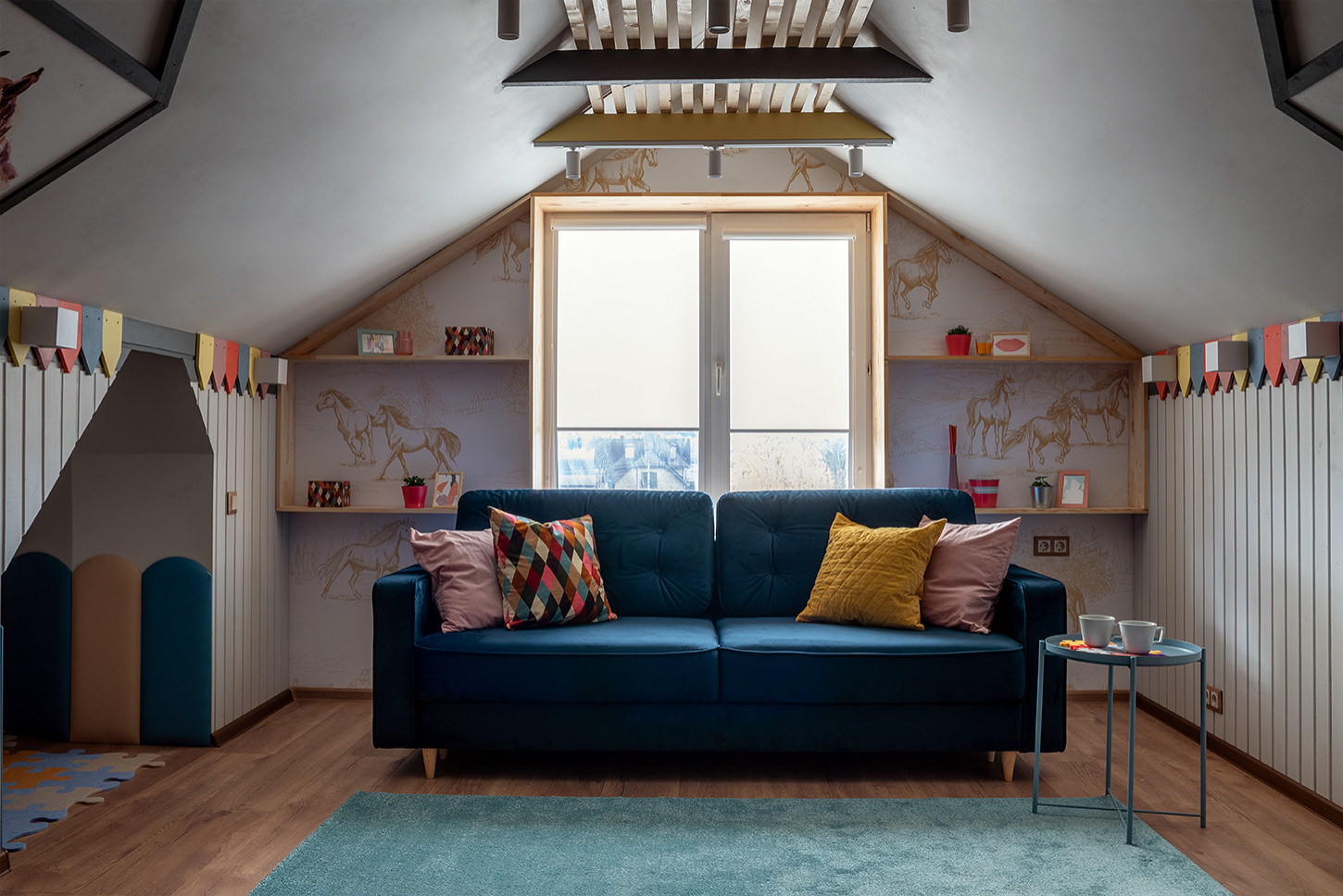 Обложка проекта: "Конный двор"