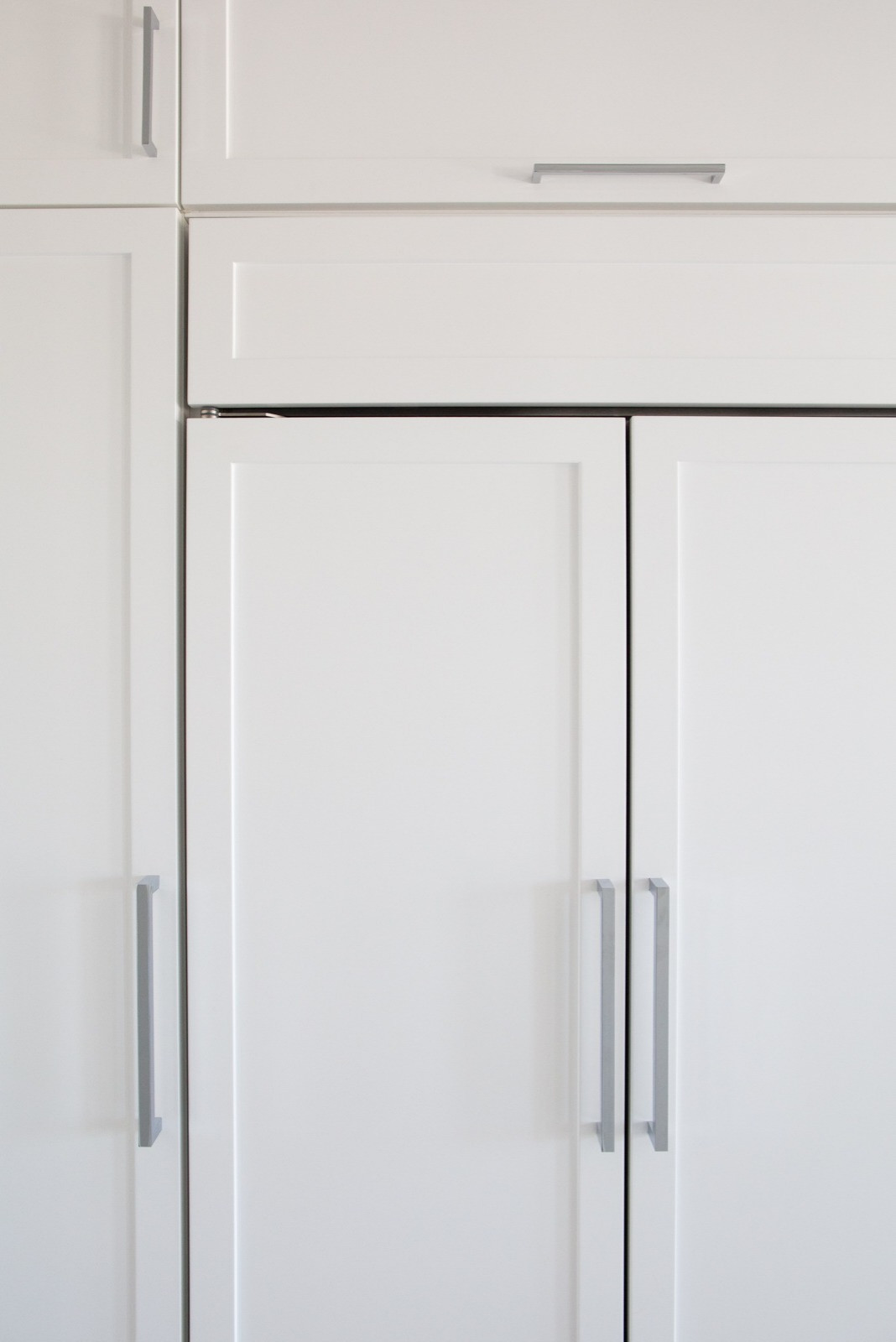 Кухня МДФ белая эмаль Сочи