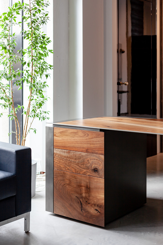 Столы дизайнерский