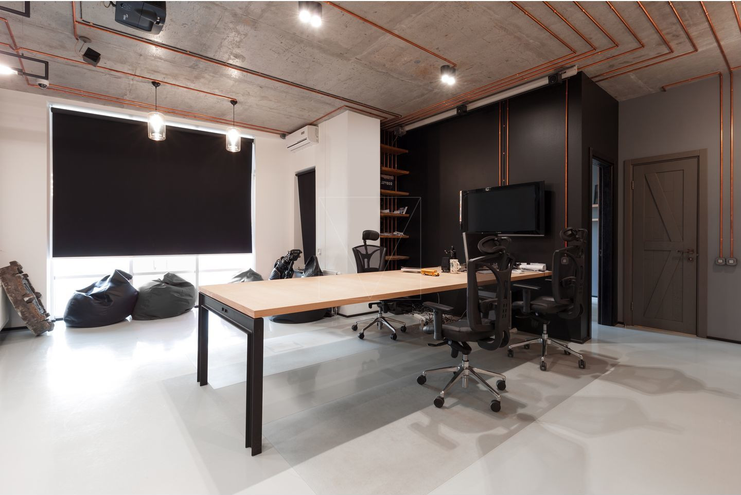 ШТАБ-КВАРТИРА