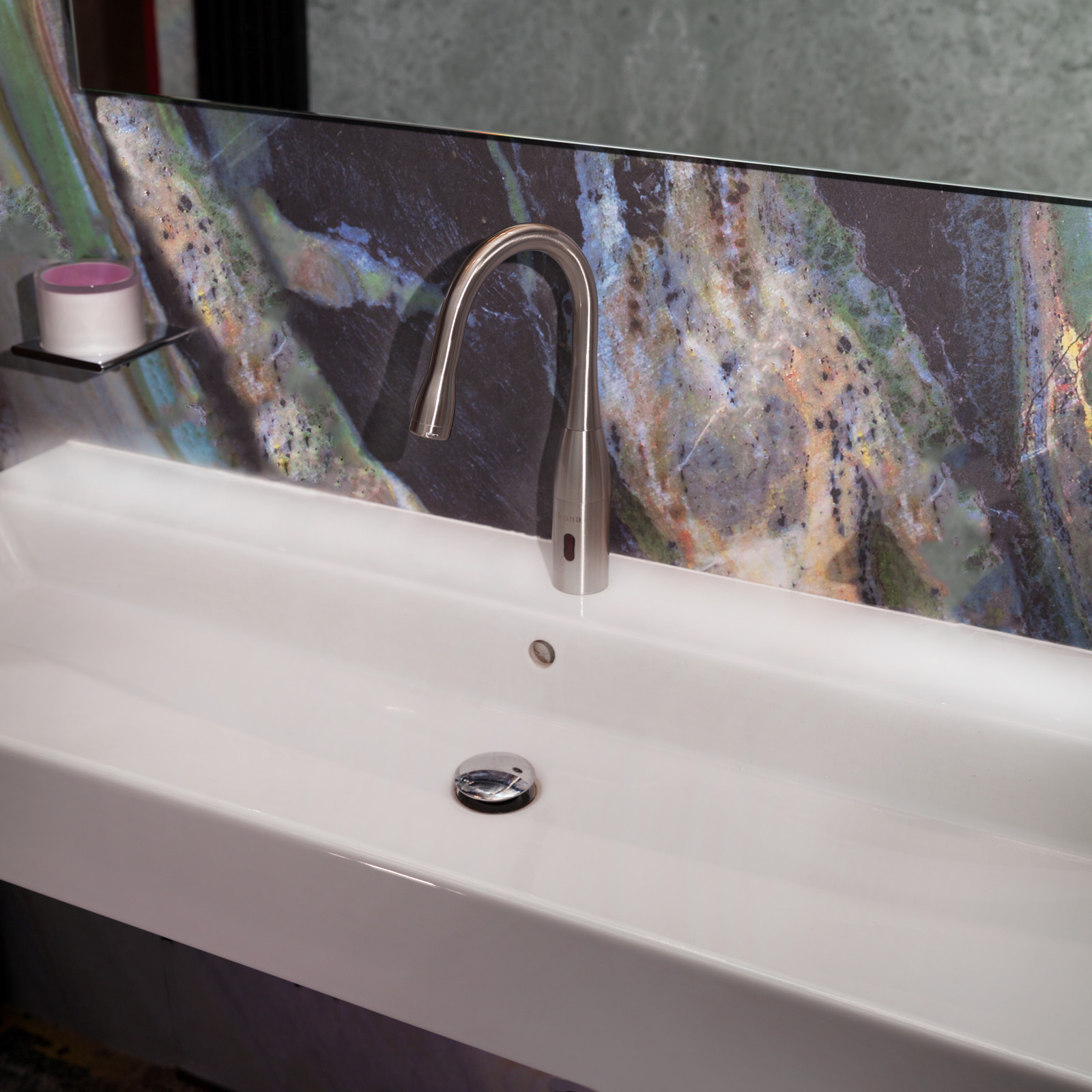 Сенсорный смеситель Kona Ozone