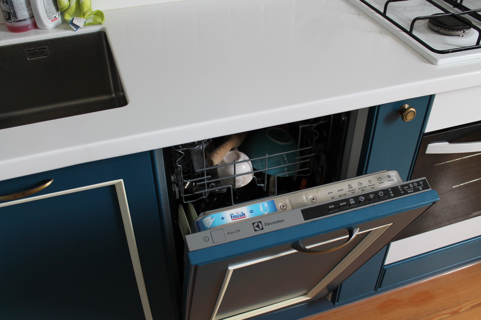 Кухня-столовая. Плюсы и минусы.