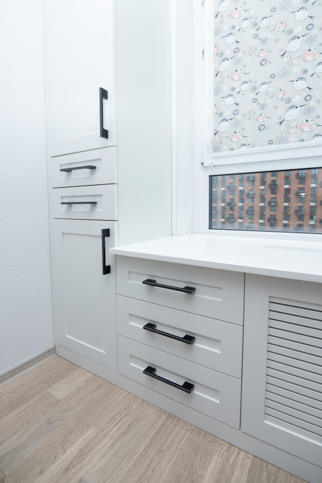 Меблировка подростковой комнаты в нейтральных цветах