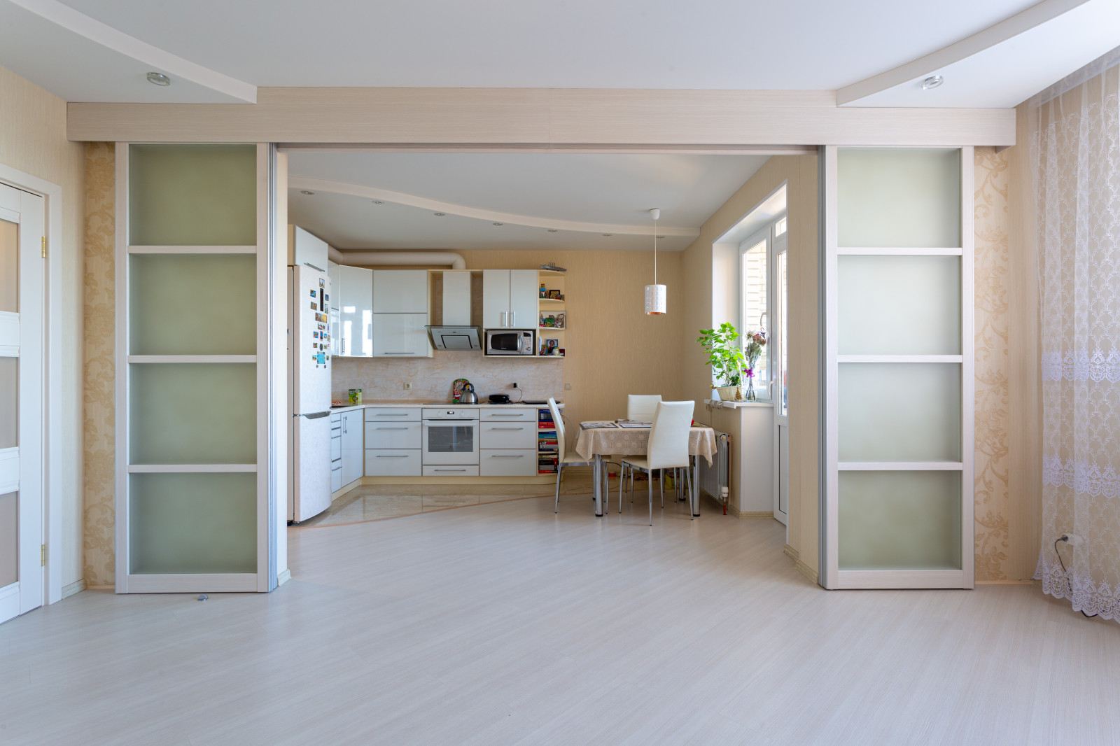 Обложка проекта: Разделение кухни с гостиной