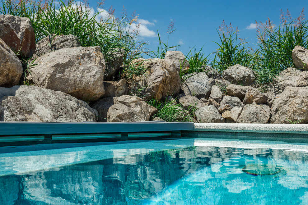 Бассейн в пригороде Краснодара