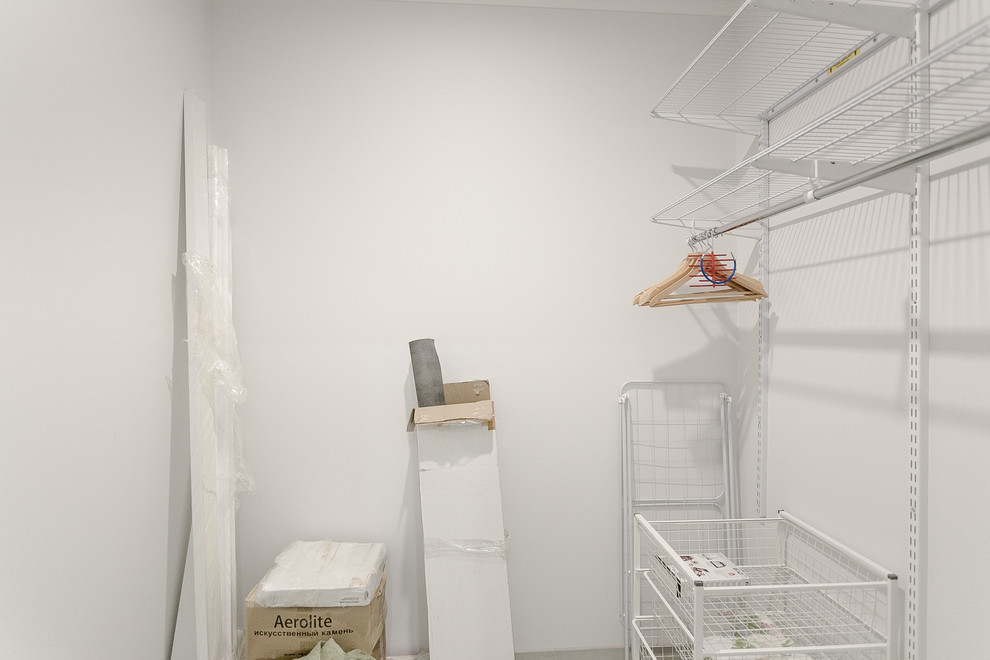 Гардеробная в квартире-студии