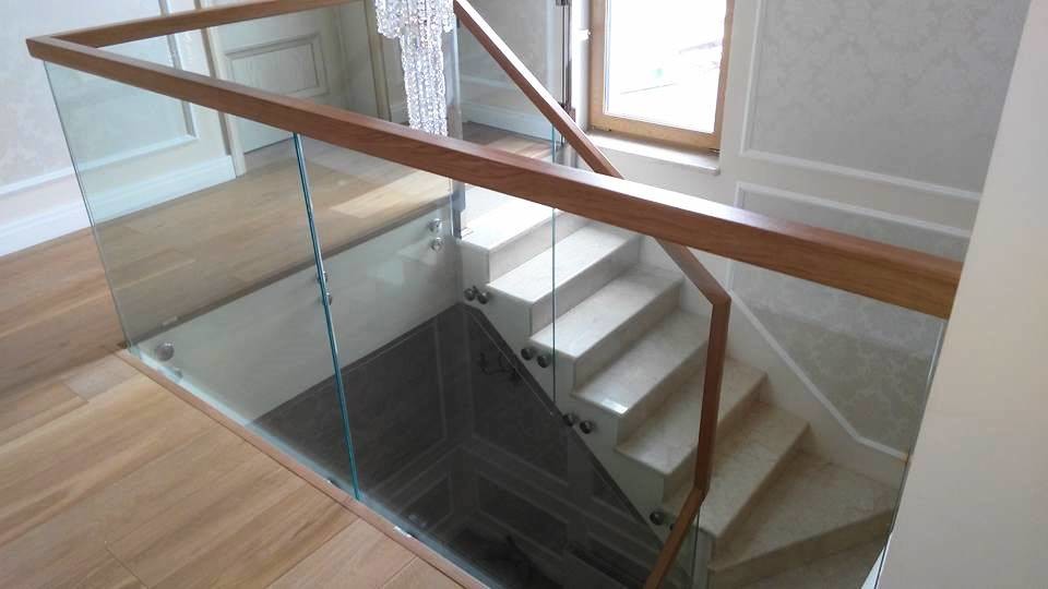 Обложка альбома: Лестницы и ограждения