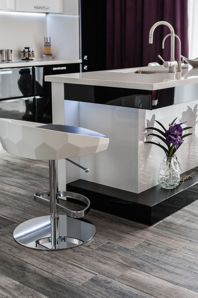 Дом с лошадиным бюстом