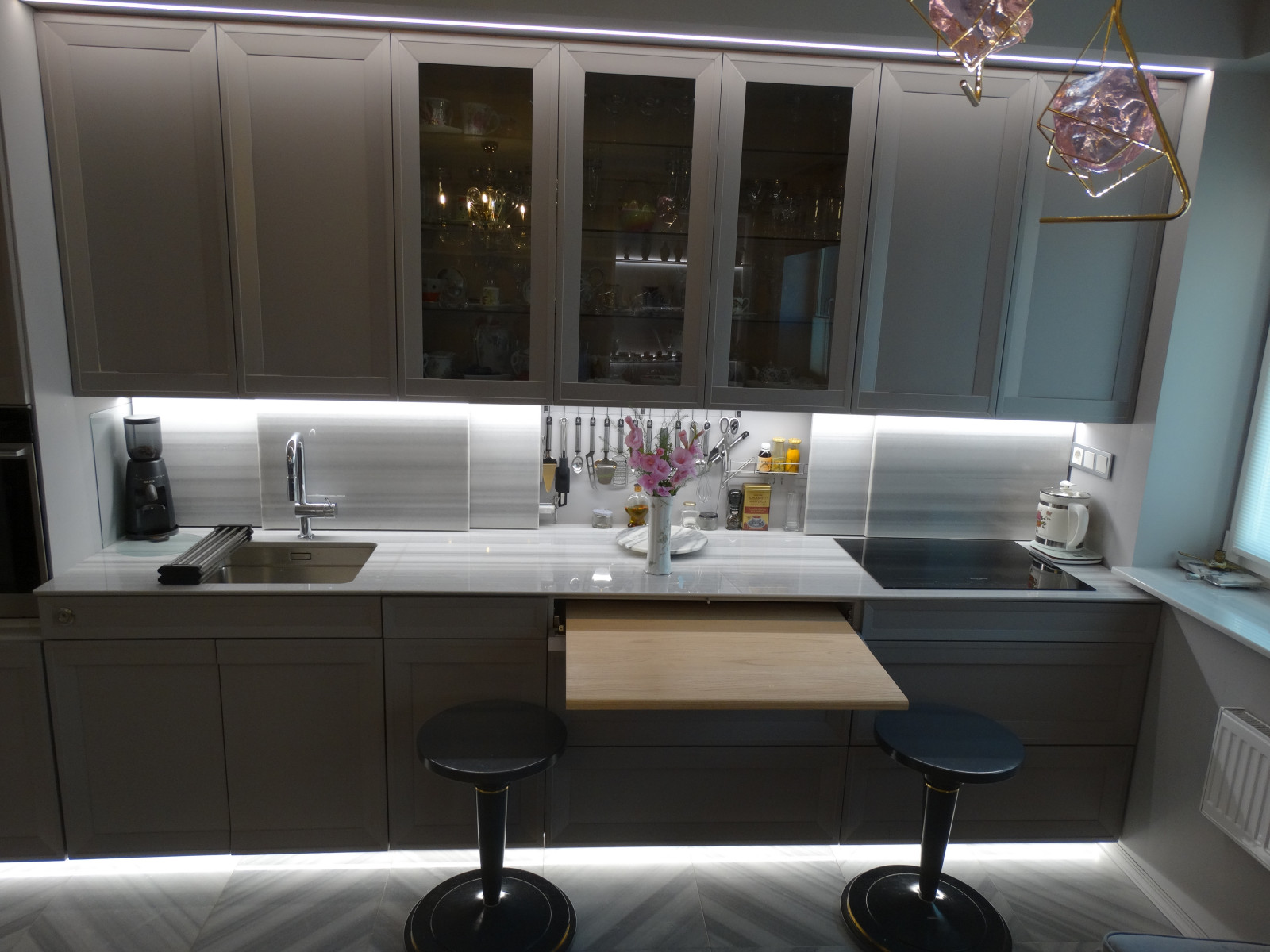 Кухня в квартире Оттенки серого