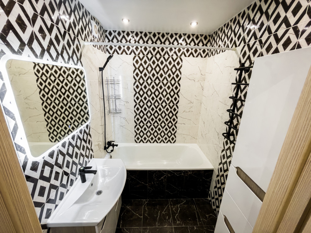 Однокомнатная квартира с контрастной отделкой санузла