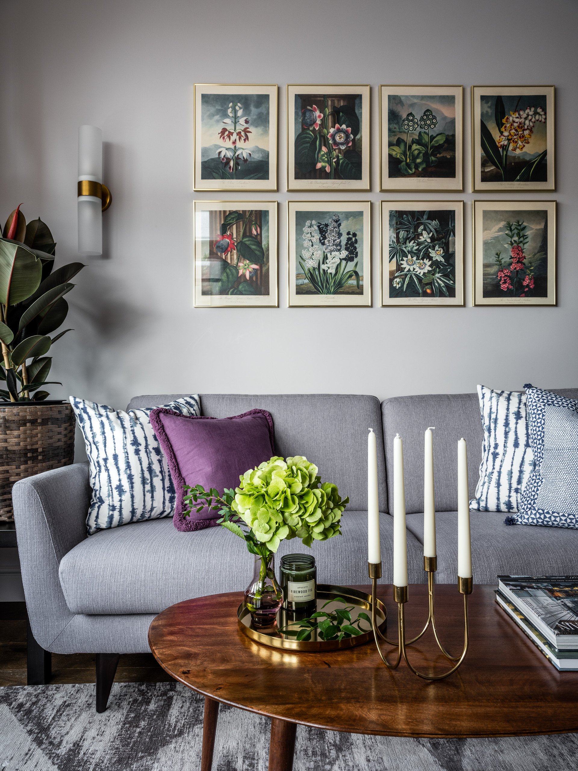 Поиск планировки: «Однушка» с кухней в коридоре и зоной для йоги