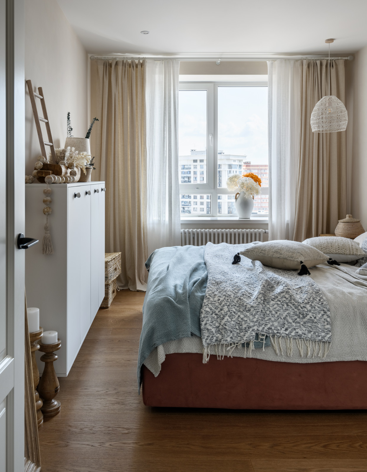 Деревенский сканди в городской квартире