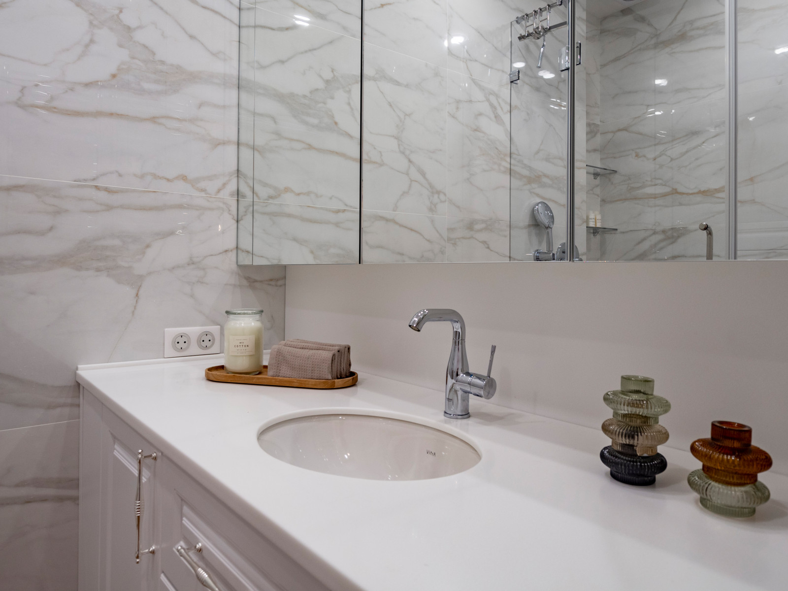 Меблировка санузла в неоклассическом стиле