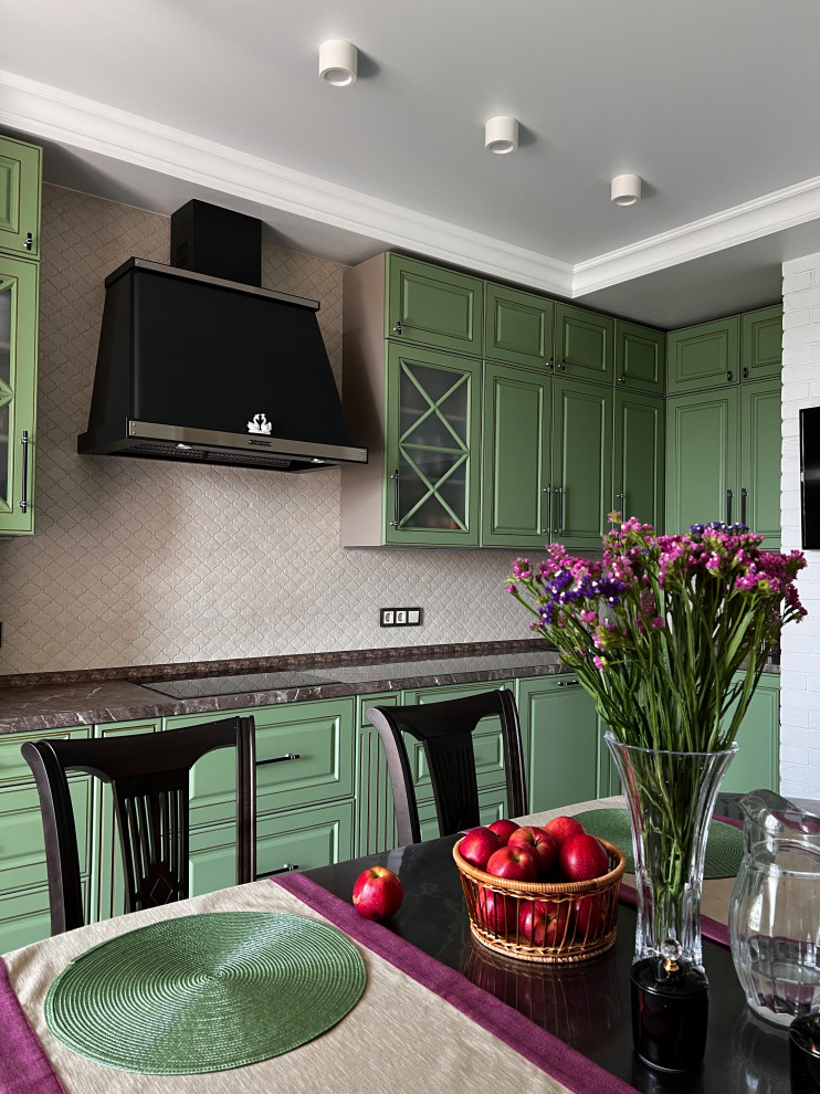 Шикарная кухня в Алых Парусах