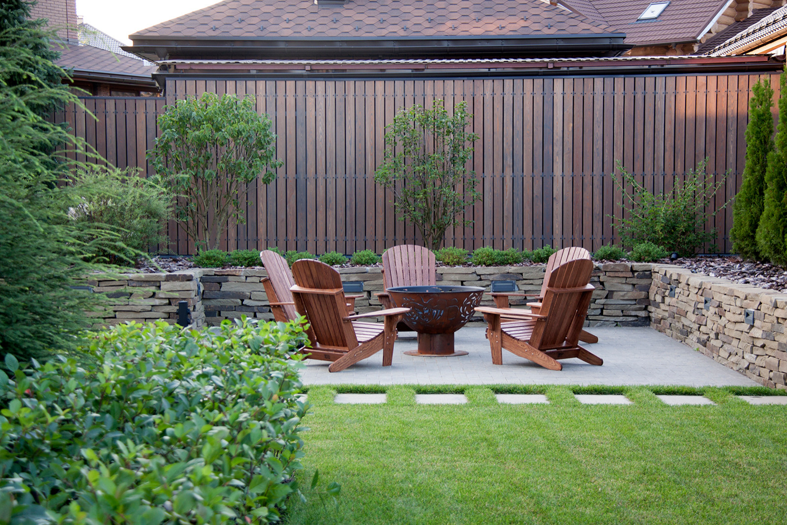 Садовое кресло Адирондак XL (Adirondack Chair XL)