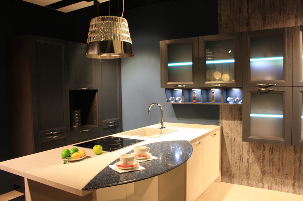 Готовые кухни