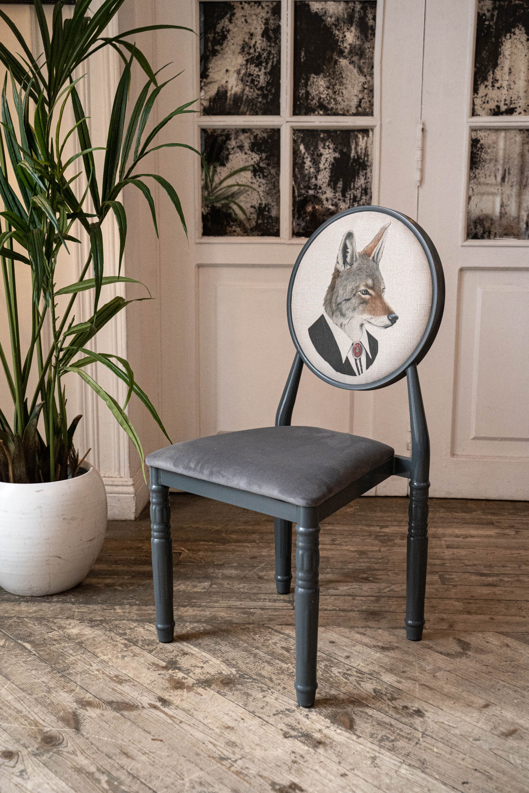 Металлические стулья