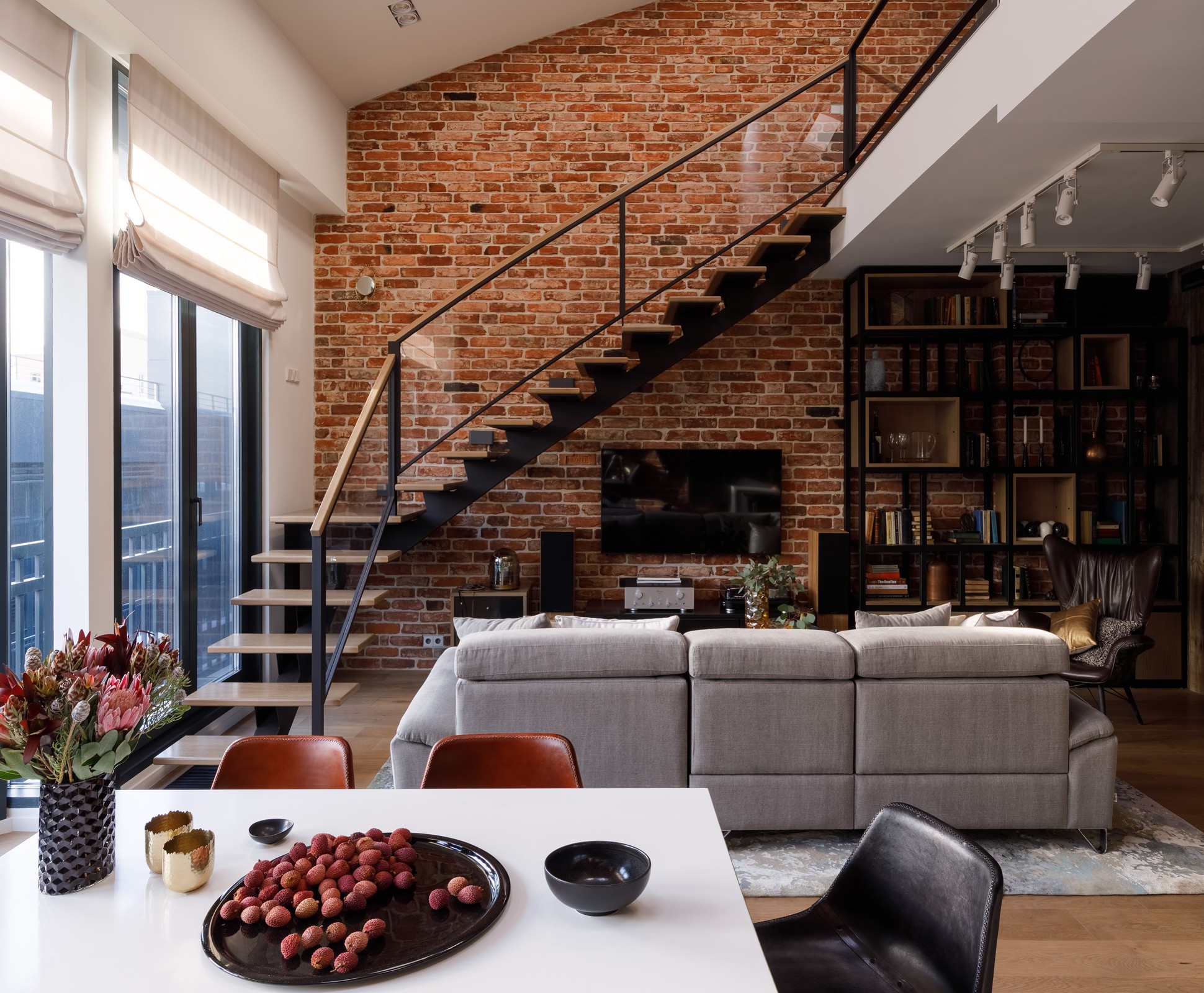 Обложка альбома: Лофт