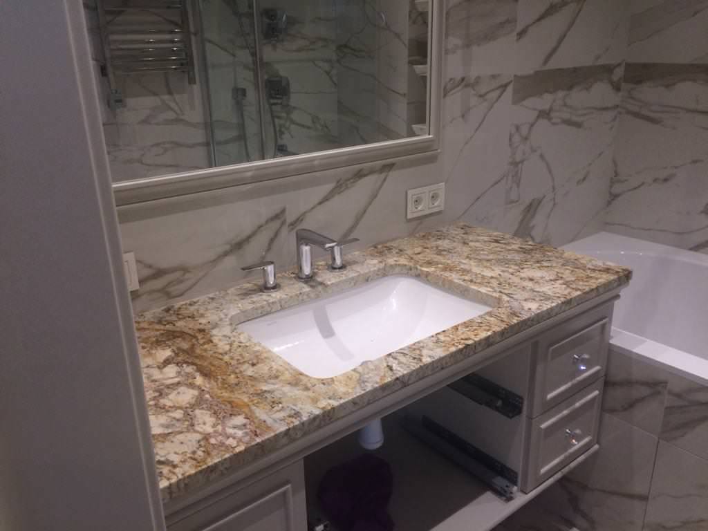 Столешница и остров кухня, столешницы в в/к из гранита Sagitarius